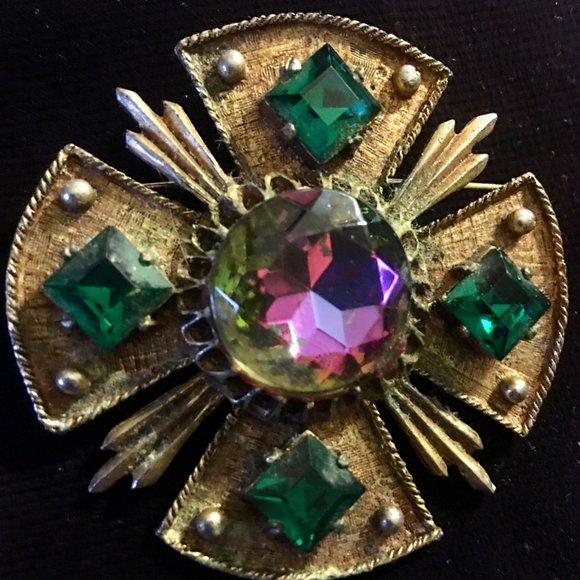Dodds Jewelry Vintage Signed Dodds Rhinestone Maltese Cross Brooch